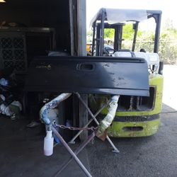 2002 Gmc Sierra Tailgate 