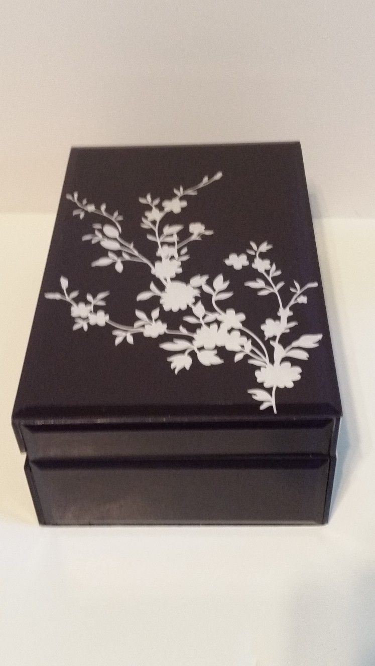 Glossy heavy wood jewelry box