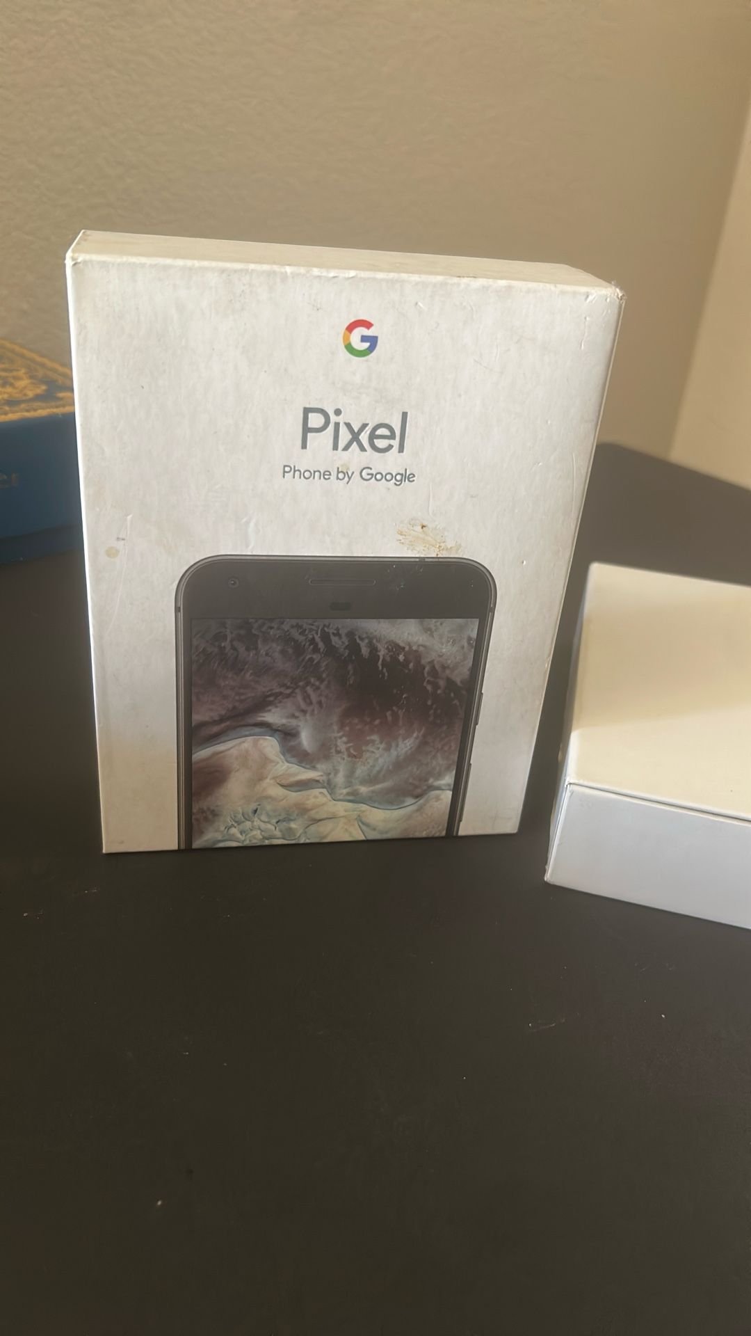 PIXEL PHONE BY Google 