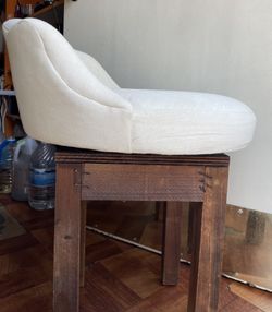 Spinning Chair Stool Beach Rest Stylish White Wood Antique Old Vintage Canvas Rotate Turnable Light Sturdy Bearing Boho Beige Rugged Seat Makeup Set