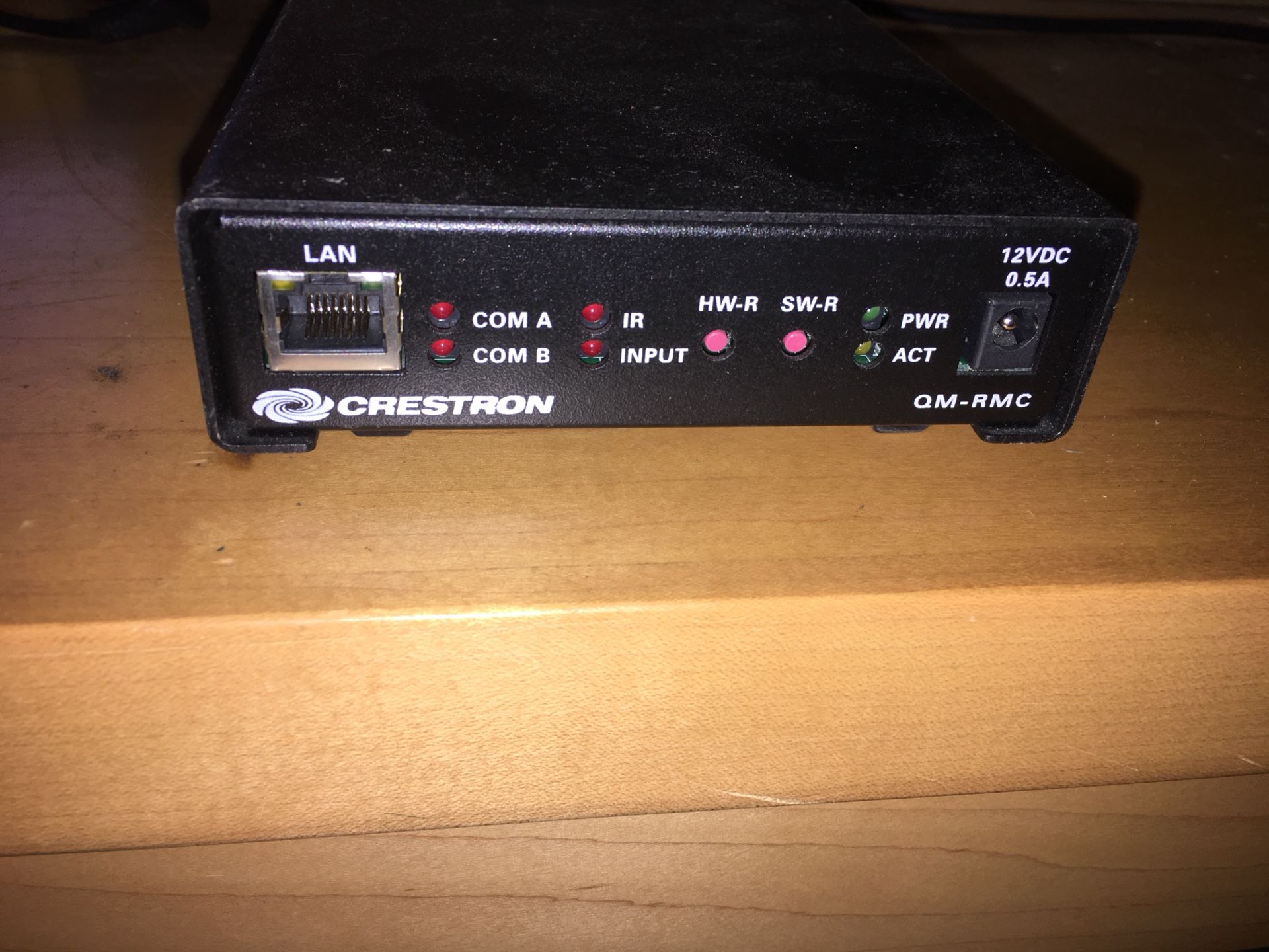 Crestron QM-RMC Ethernet/ tv control