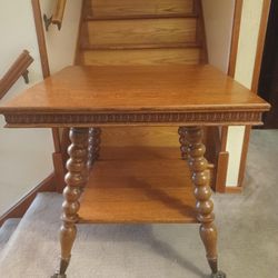 Rare Anitque Oak Claw Foot Table