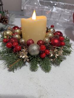 Christmas wreath and candle