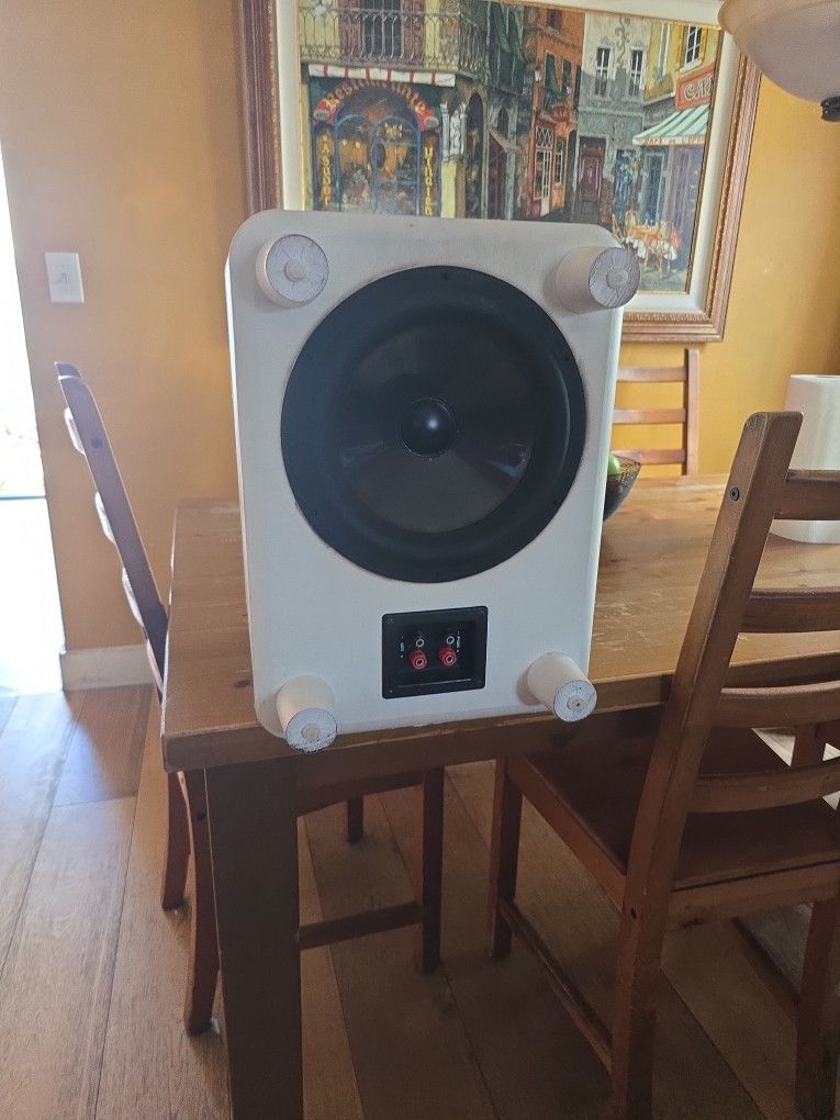 Subwoofer 