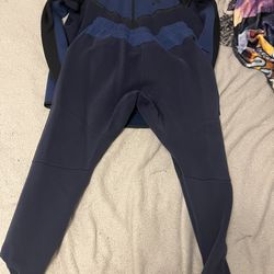 Nike Tech Fleece 