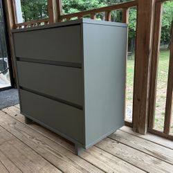 Cute Sage Green Dresser- Perfect For Bedroom Or Nursery