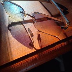 Carti glasses blue tint