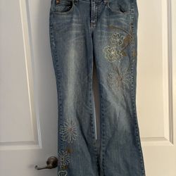 Department of Peace Embroidered Blue Jeans Size 10