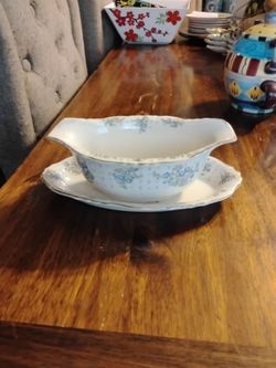 Vintage Syracuse Forget Me Not gravy boat