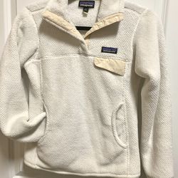 Patagonia Woman’s Re-tool Snap-T Fleece Pullover