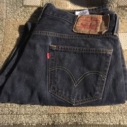 Levi 38x30 Men’s 501 jeans