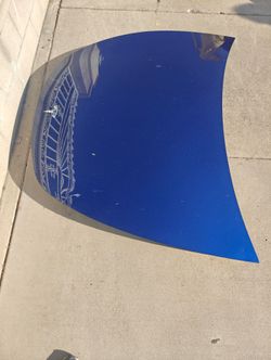 Tesla Model Y Hood in Deep blue metallic PPSB OEM