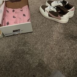 Men’s Air Jordan 1 Low OG x Travis Scott Dark Pony Shoes