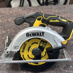 Dewalt Circular Saw TOOL ONLY 