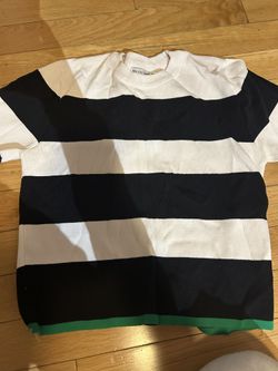 BRAZIL.  Twist Front Tie Front Crisscross Short Sleeve Crop WomenTop White