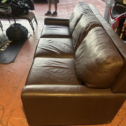 Fold out couch