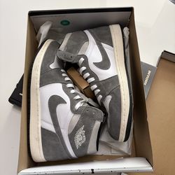 Nike Jordan Retro 1 size 9