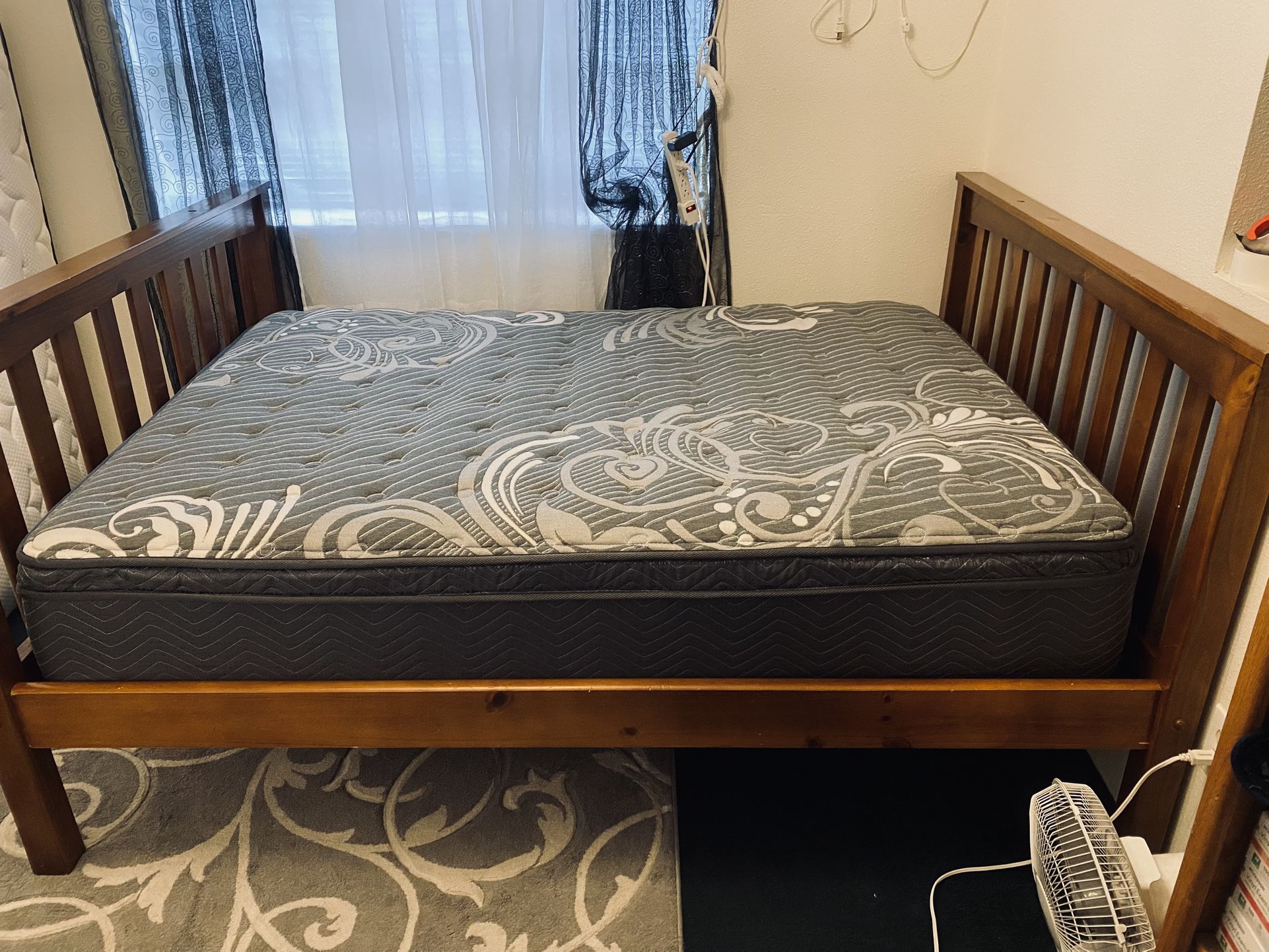 ⭐️-$$$325 to $550 camas queen y matrimonial multiple queen mattresses/box springs and full size available (box springs choice of blue or brown as whi