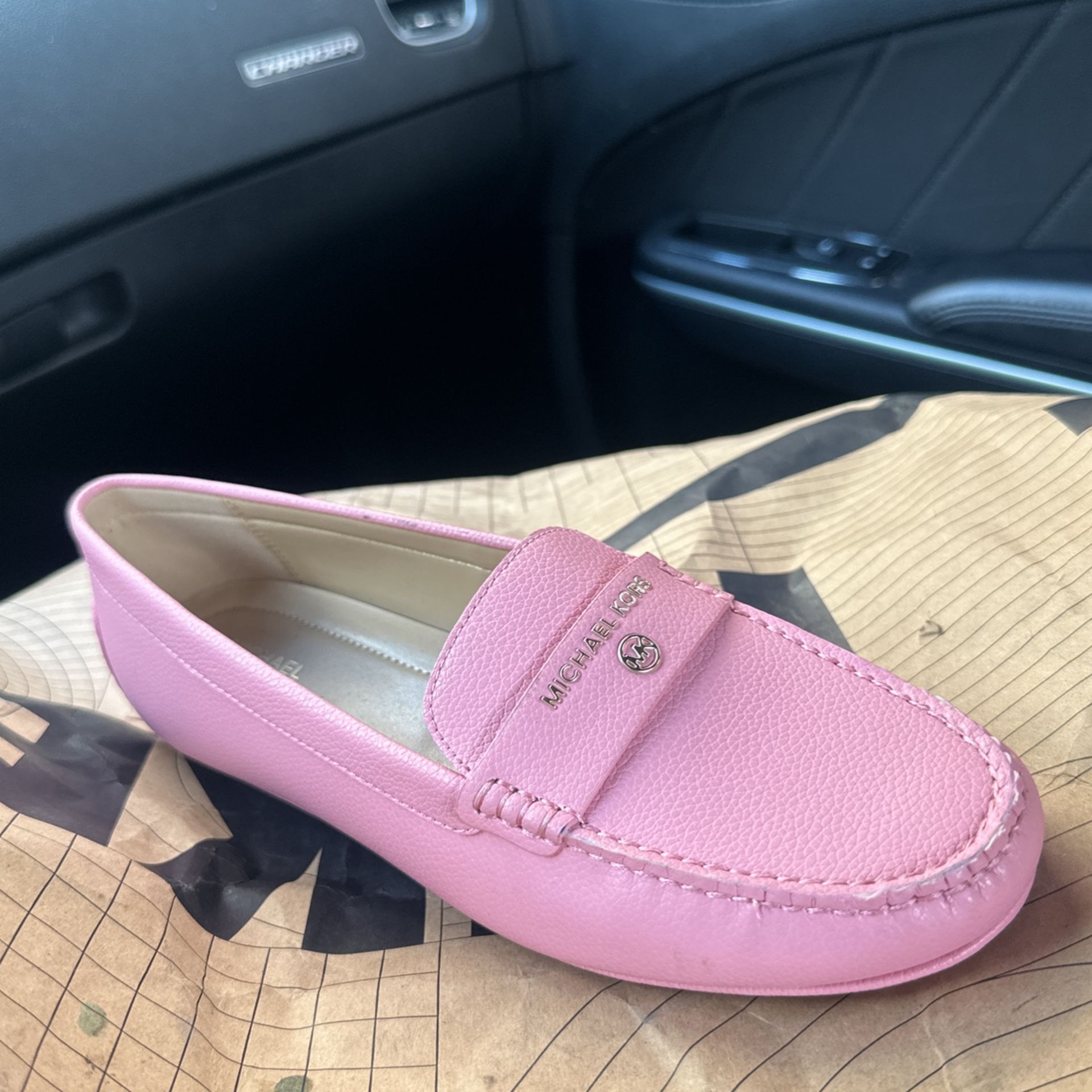 Brand new Michael Kors size 9