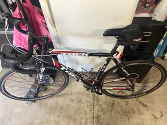 XL Trek Road Bike with 10.5 Men’s Clip-in shoes