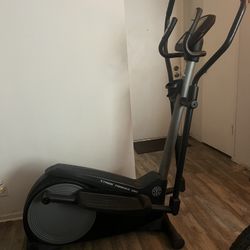 Gold’s Gym Elliptical