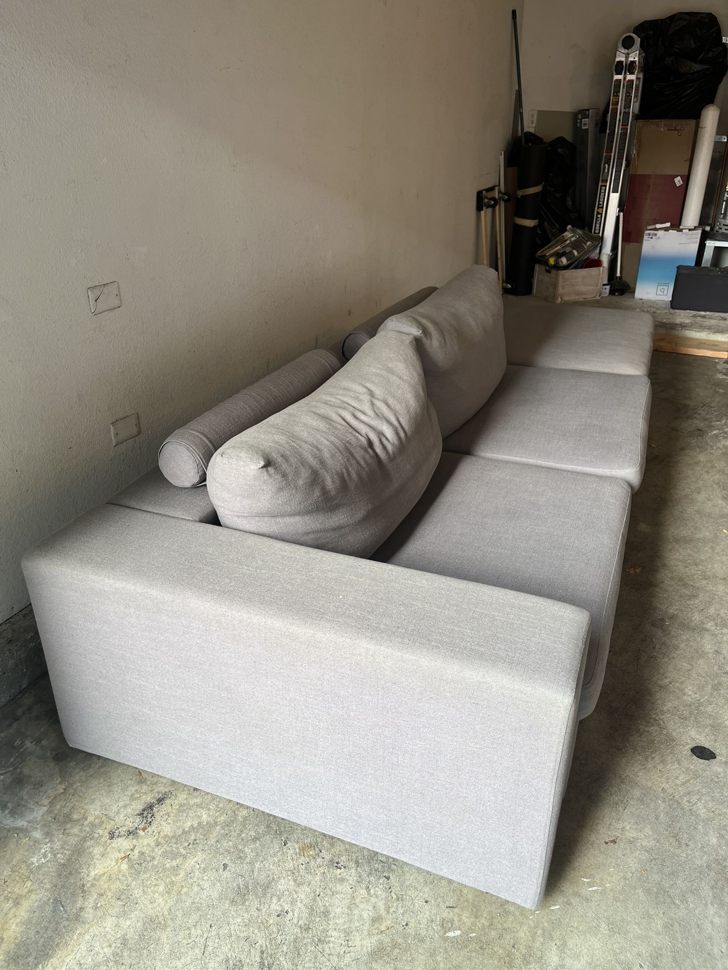 Article Modular Sofa 