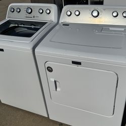 Maytag bravos washer and  Maytag bravos dryer electric commercial technology  extra large load capacity working perfectly extra for delivery same day 