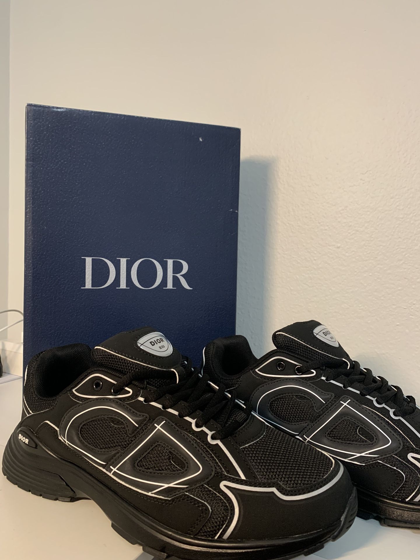 Black And White Dior B30s