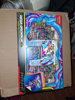 Pokémon Mega Greninja EX Premium Collection Box