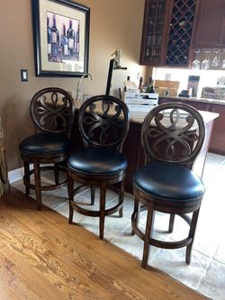 Front Gate Bar Stools Black Leather