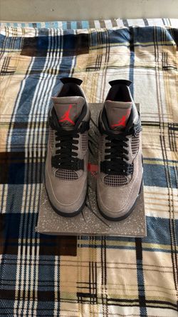 Air Jordan 4 (Taupe Haze)