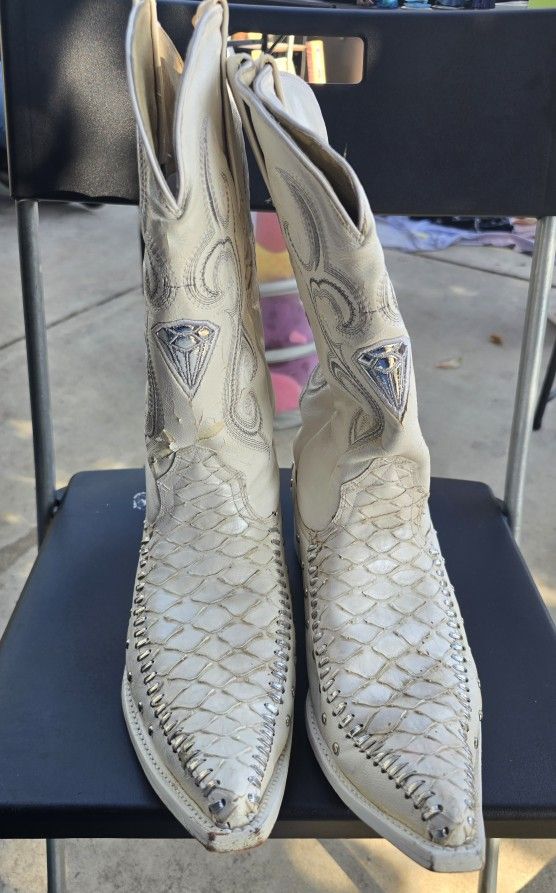 White Diamond Boots