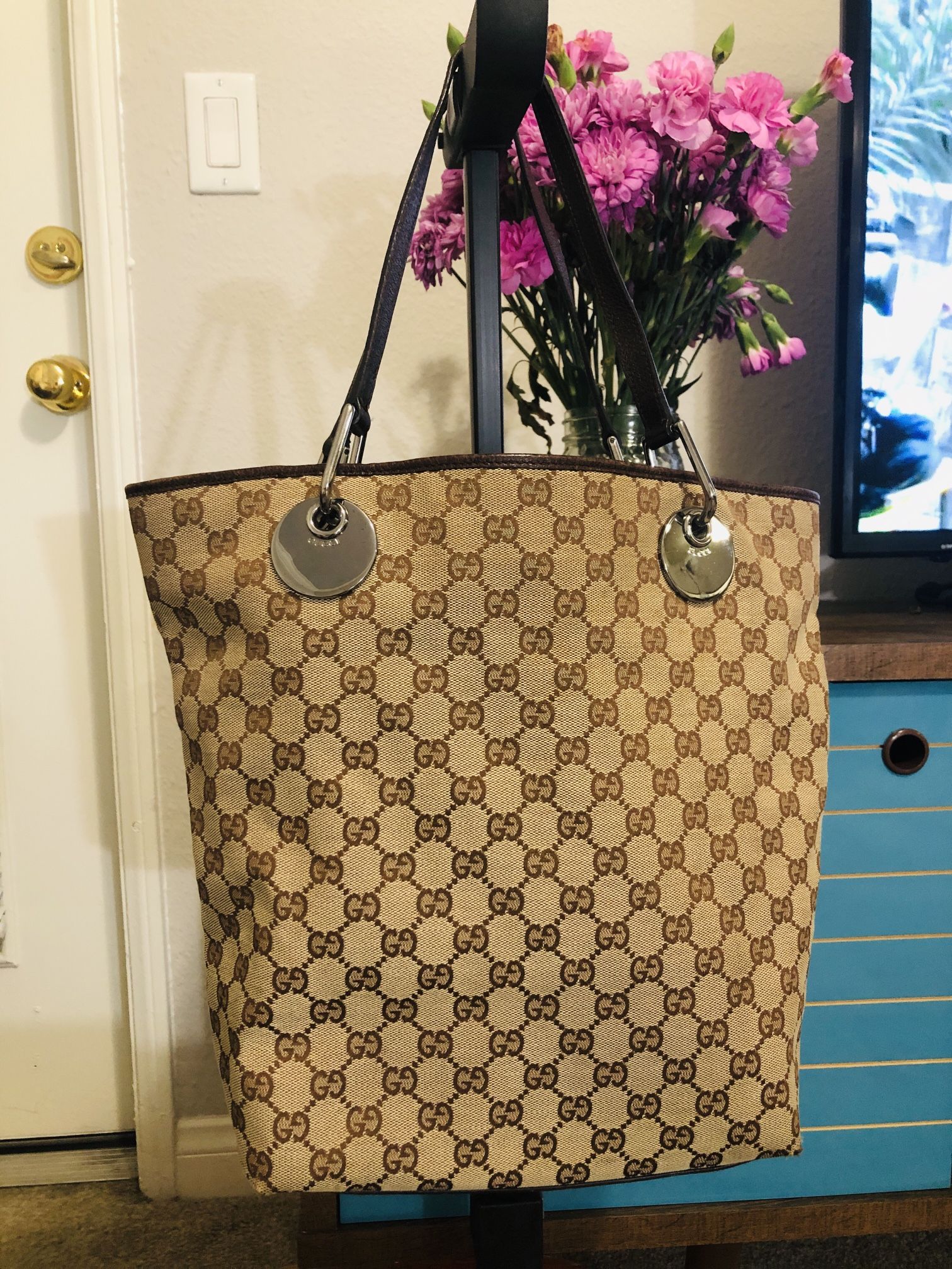 AUTHENTIC - Gucci Brown-Beige Canvas Eclipse Tote Bag