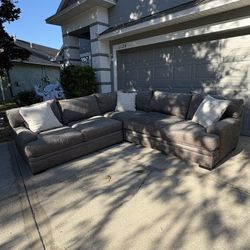 Cindy Crawford Gray Sectional(Delivery Available!)