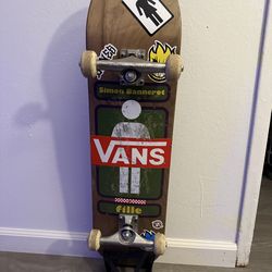 Girl Complete SkateBoard