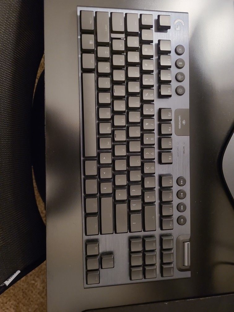 Logitech G915 X Lightspeed TKL Wireless Mechanical Gaming Keyboard, Double-Shot PBT Keycaps, Fully Programmable Keys, RGB Backlit Mac/PC Gaming Keyboa