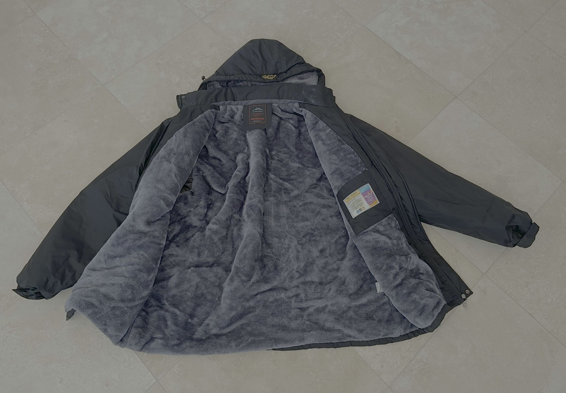 Men’s Fleece Jackets And Joggers