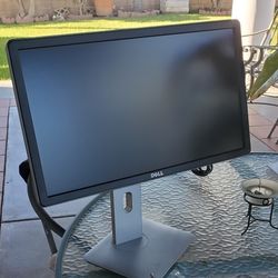 20in Dell Monitor With Cables