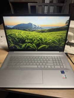 HP 17.3” Laptop Core i7 11th Gen