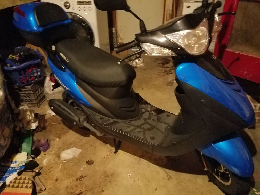 2022 Bentelli 50cc Scooter