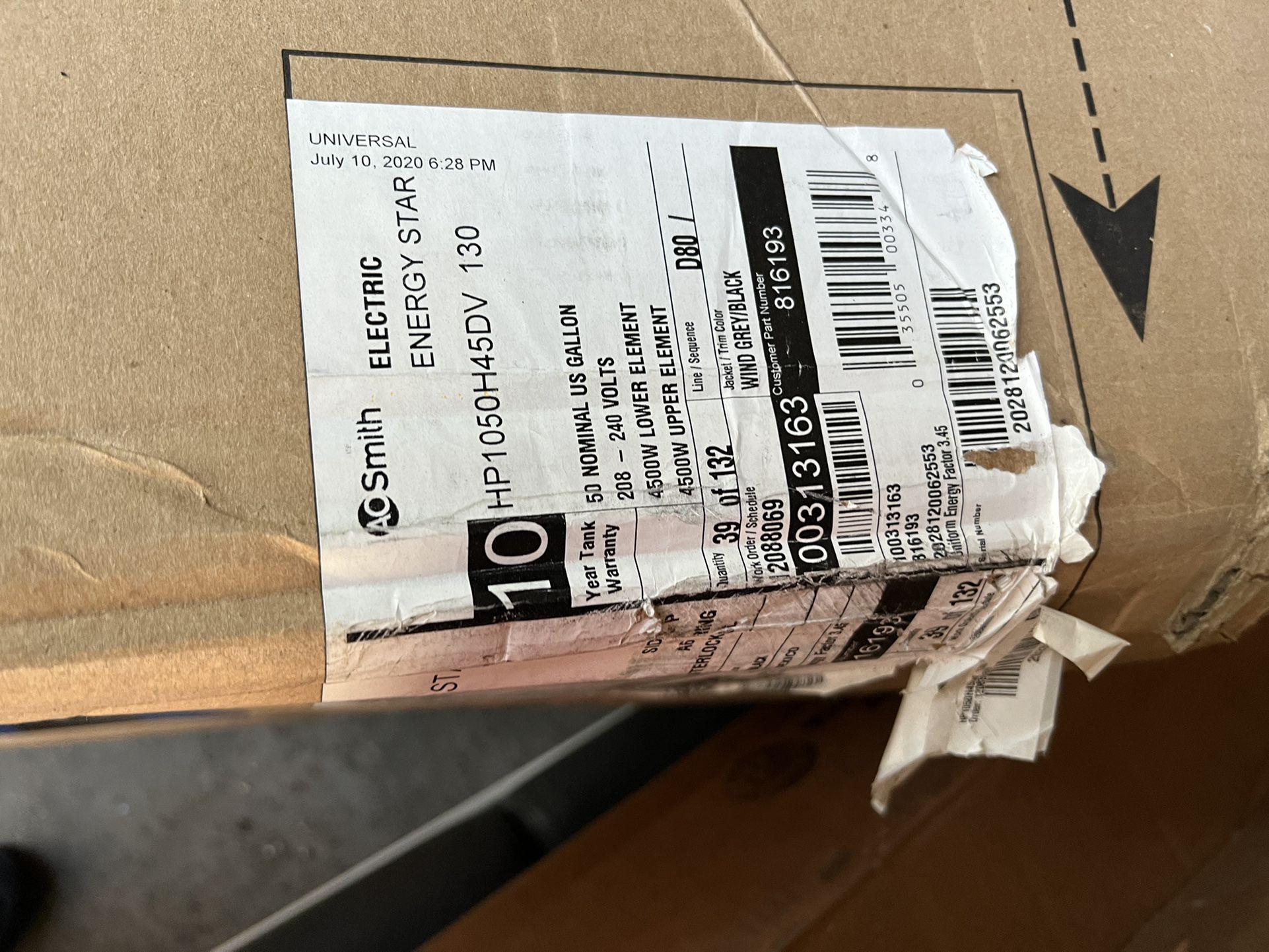 A.O. Smith Signature 900 50-Gallon Tall 4500-Watt Double Element Electric  Water Heater with Hybrid Heat Pump for Sale in Pico Rivera, CA - OfferUp