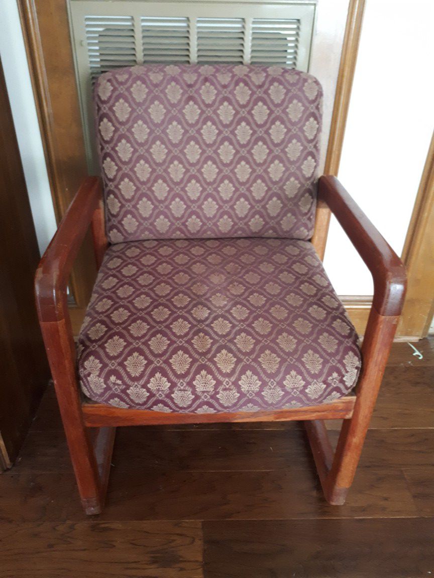 Good Condition Sturdy Chair