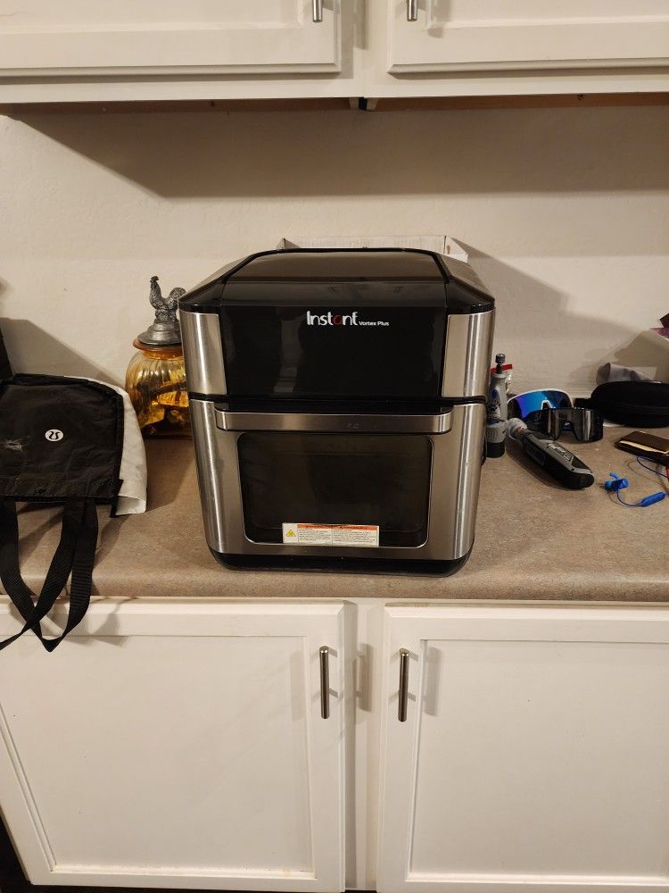 Instant Vortex Plus Air Fryer