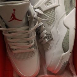 Jordan 4s