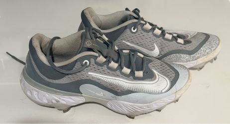 Nike Alpha Huarache Elite 4 Low Metal Cleats (Size 7.5)