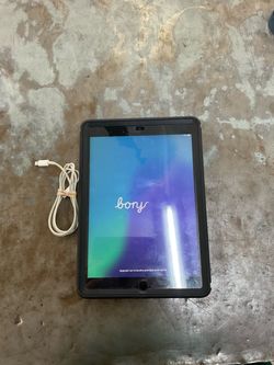 Apple A2197 IPad 7TH Gen 32GB WiFi only