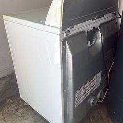 Stand alone washing machine and dryer