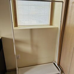 5ft tall White Garment Rack