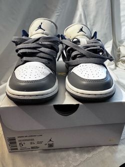 Air Jordan 1 Low Stealth French Blue Women's Size 5.5