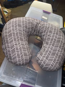 Boppy pillow